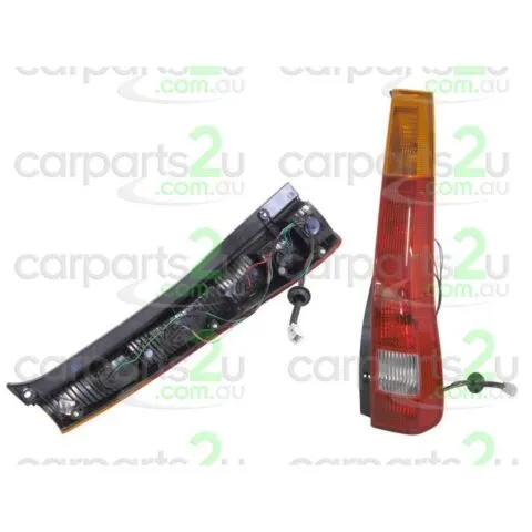 Honda CR-V RD Wagon Right Tail Light (12/2001 to 9/2004)