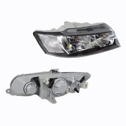 Holden Commodore VZ SV6 SV8 Right Headlight, Black Reflector NON Projector (8/2004 to 9/2007)