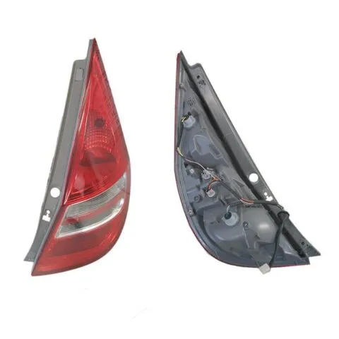 Hyundai i30 FD 5 Door Hatch Right Tail Light (8/2007 to 4/2012)