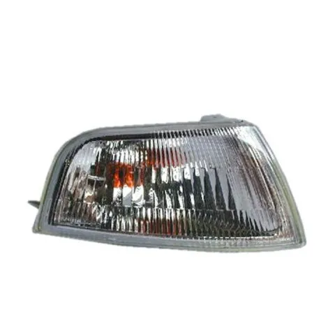 Mitsubishi Lancer CE Sedan Right Front Corner Light (8/1998 to 7/2003)