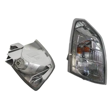 Nissan X-Trail T30 Wagon Right Front Corner Light (9/2001 to 9/2007)