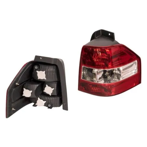 Suzuki APV GC416 Van Right Tail Light (6/2005 to 11/2017)