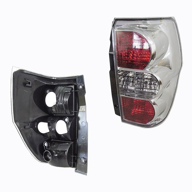 Suzuki Grand Vitara JT 3 Door Hatch Right Tail Light (8/2005 to 8/2018)
