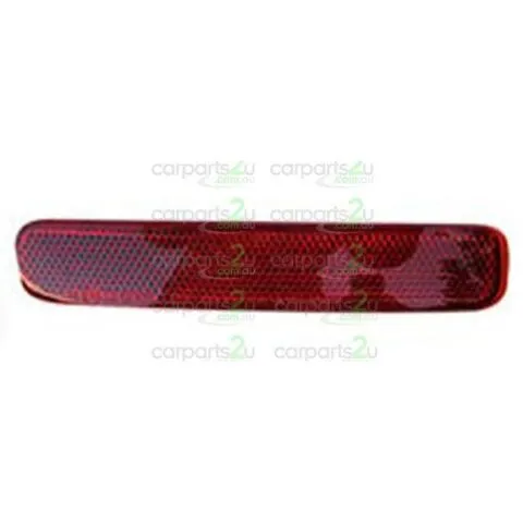 Left Rear Bar Reflector for Toyota Kluger GSU40R Wagon (7/2010 to 12/2013)