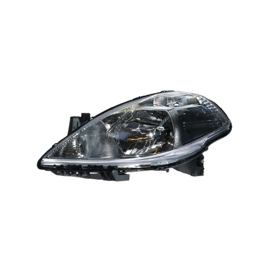 Nissan Tiida C11 Left Headlight (2/2006 to 11/2009)